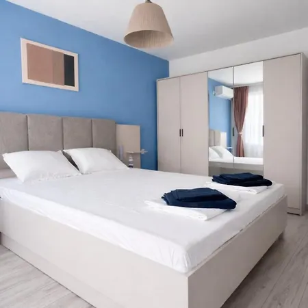 Apartment Tiana 2 *